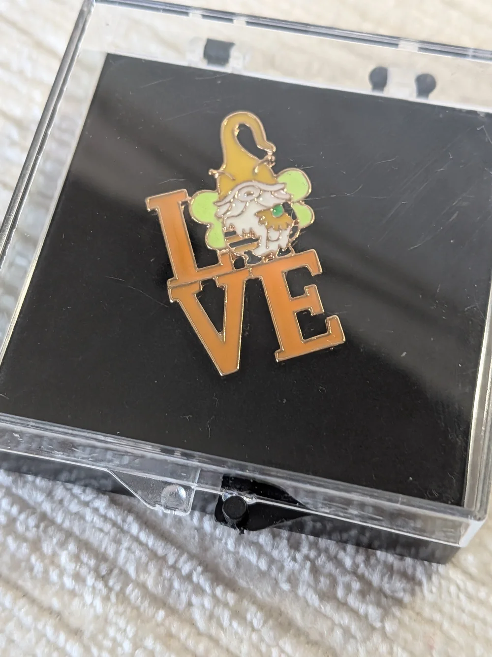Bumblebee Gnome Enamel Pin - Love - With Case Metal Pin For Hats, Backpacks